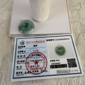 💯% 18K Gold Jade Donut Pendant